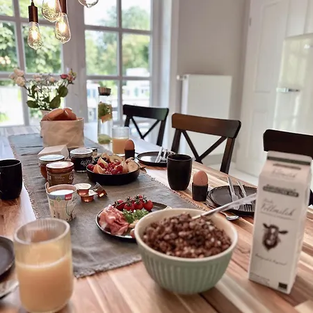 Wunderschoene - Willkommen In Der Deichluft Apartament *